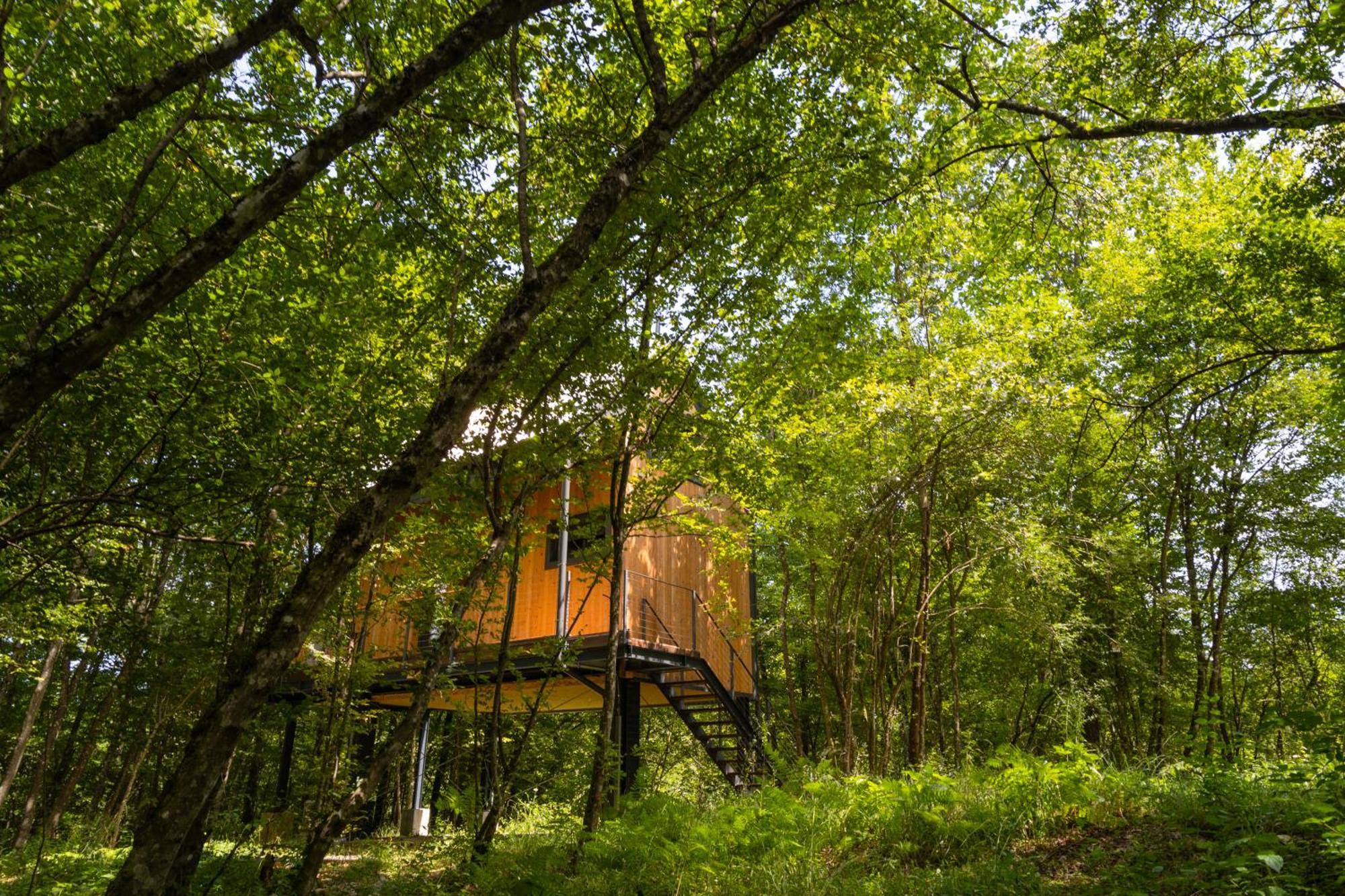 Tree Elements Treehouse Retreat Slunj Exterior foto