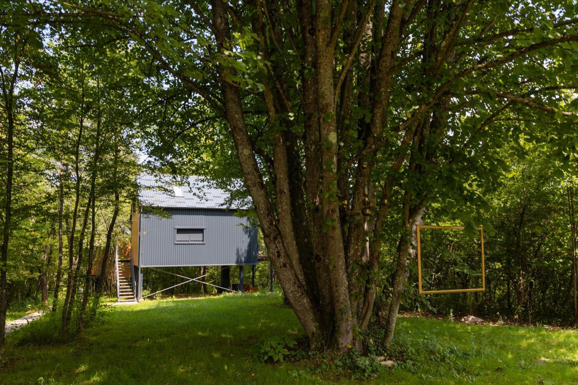 Tree Elements Treehouse Retreat Slunj Exterior foto